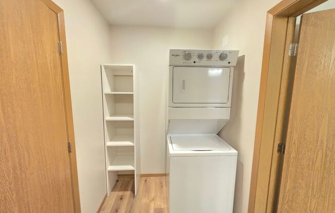 1 bed, 1 bath, 756 sqft, $1,025, Unit 3400 107