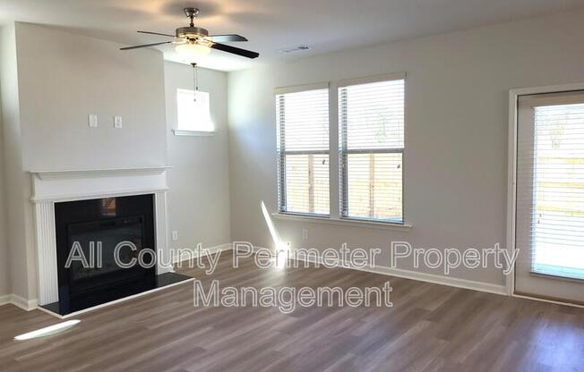 4015 GDN LN