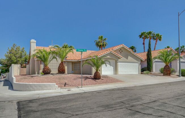 Remodeled Single Story, 4 Bedroom Home in Desert Shores