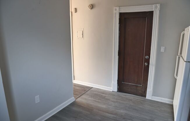 1 bed, 1 bath, 600 sqft, $995, Unit Apt 2F