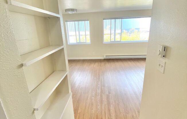 1 bed, 1 bath, 475 sqft, $1,395, Unit 105