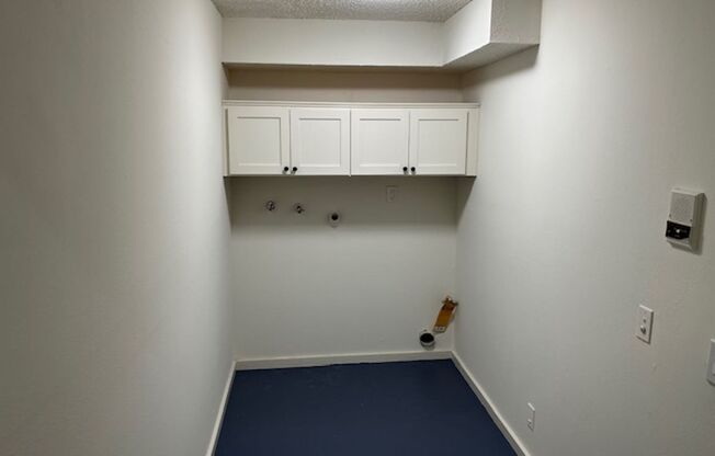 2 beds, 2.5 baths, 1,102 sqft, $2,695, Unit 114