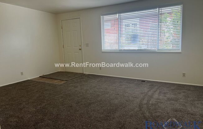 1195 Roosevelt Ave