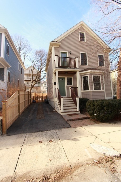 49 WYMAN ST