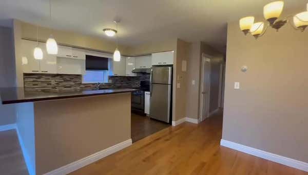 57 32 136 ST