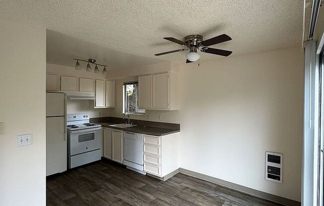 WOODMONT APARTMENTS