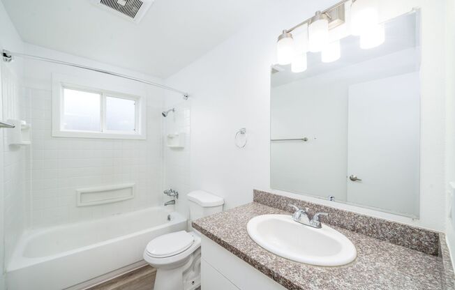 2 beds, 1 bath, 900 sqft, $1,495, Unit #18