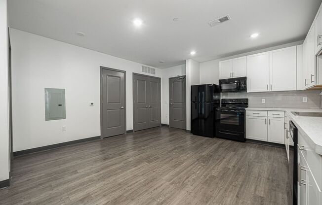 3 beds, 2 baths, 1,378 sqft, $2,350, Unit 805