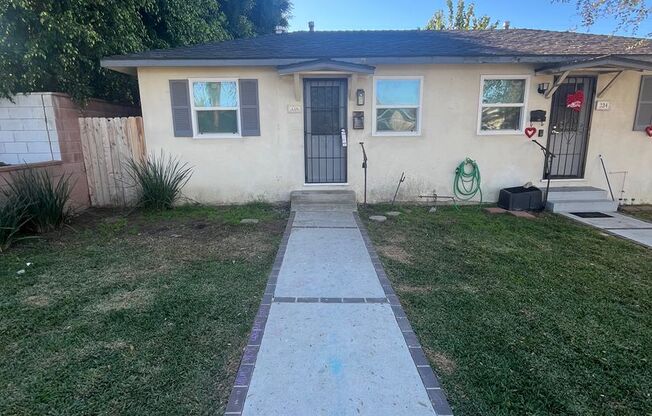 334-336 E School St.