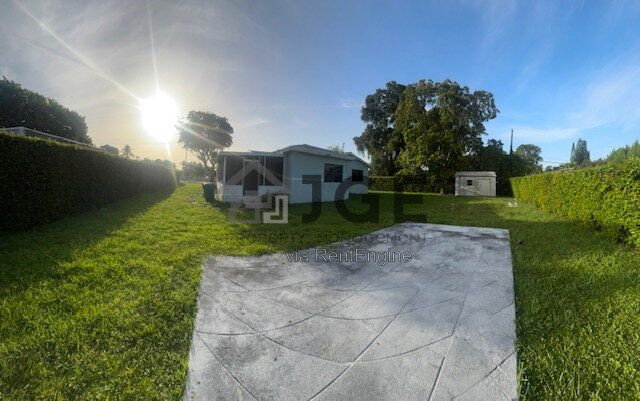 3 beds, 2 baths, 1,535 sqft, $3,300