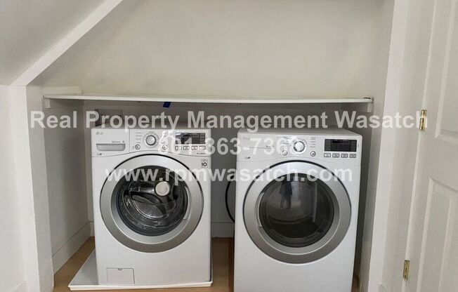 364 E 700 S
