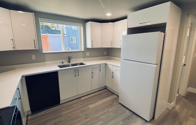 Studio, 1 bath, 475 sqft, $1,700, Unit C