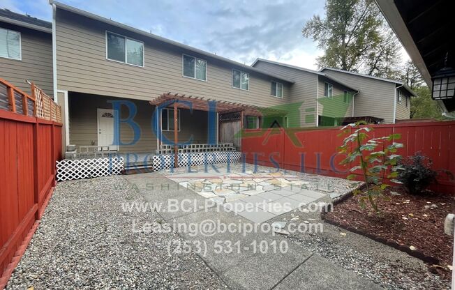 Beautiful 3 Bedroom House in Puyallup Available July 1, 2026!