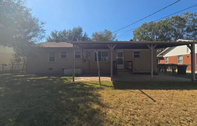 3 beds, 2 baths, $1,200