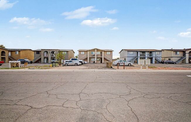 2 beds, 1 bath, 500 sqft, $925, Unit 102