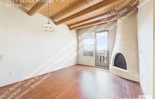 1405 VEGAS VERDES DR
