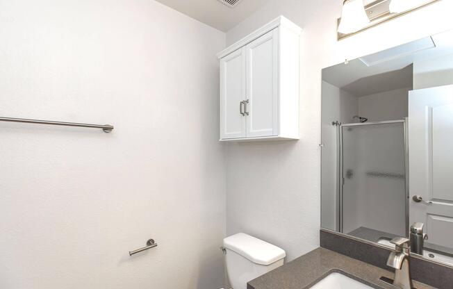 2 beds, 2 baths, 880 sqft, $3,020