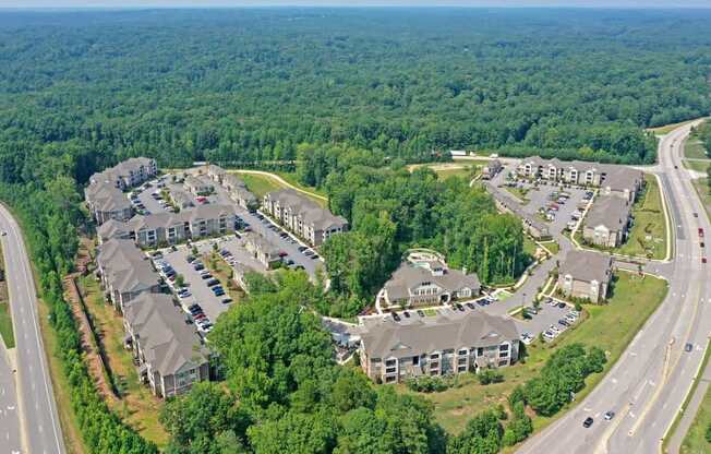 Ideally located near fine dining, shopping and entertainment