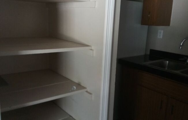 Gated Community First Floor 1/1.5 Apartment Near Lake and Downtown Eustis