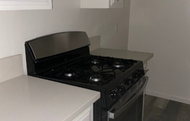 1111 ARAPAHOE APTS LLC