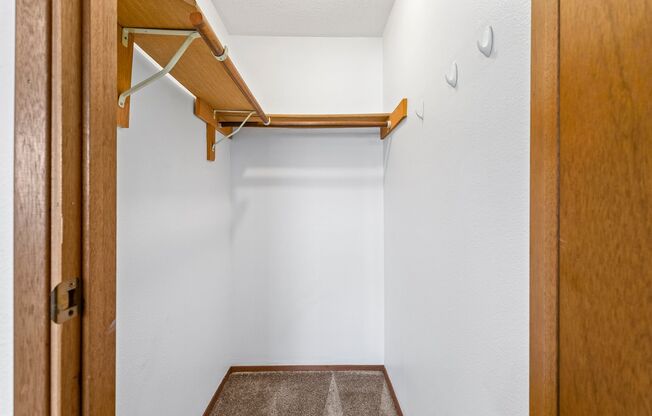 2 beds, 1.5 baths, 960 sqft, $1,650, Unit 3