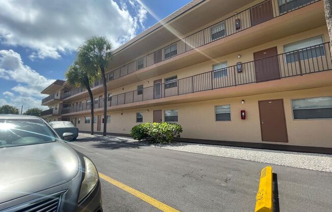 Charming Unit Apartment in Lauderhill