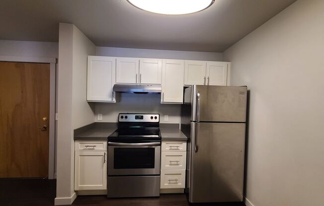 1 bed, 1 bath, 610 sqft, $1,550, Unit 101