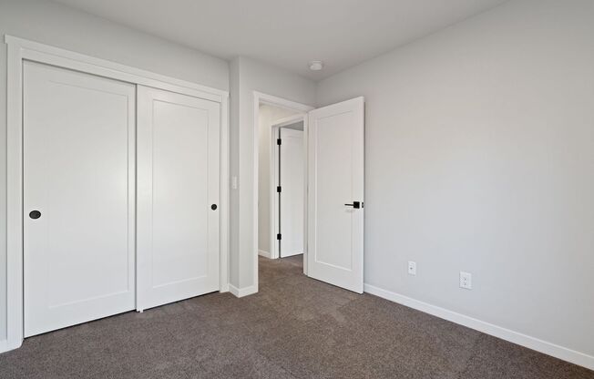 3 beds, 2.5 baths, 1,475 sqft, $2,595, Unit 3342
