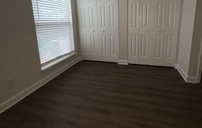 2 beds, 2 baths, 1,068 sqft, $1,757, Unit 1221TrC