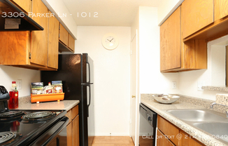 3306 Parker Ln