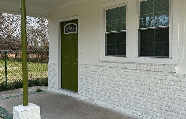 One Month's Free Rent! Charming 3 bedroom home available!  | Section 8 Accepted! |