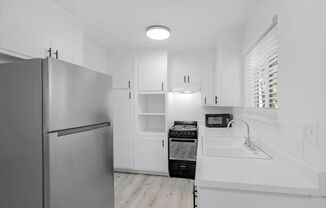 5479 Carlson Dr