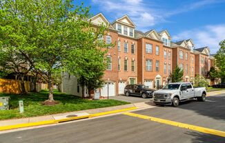 Beautiful End Unit Townhome, close to Reston Town Center & Toll Road, very nice neighborhood, must see!