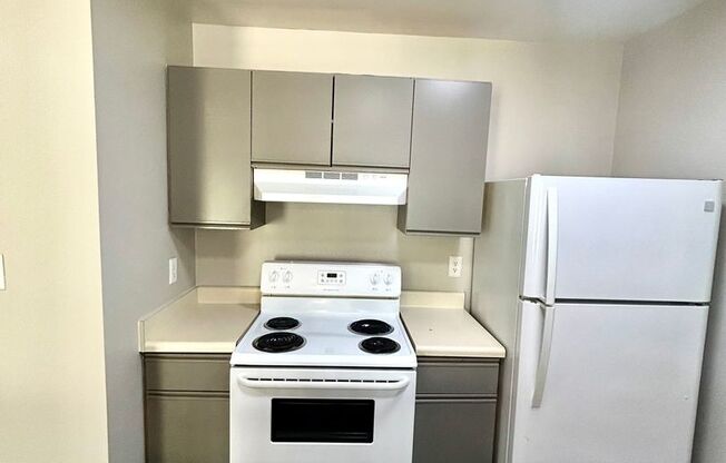 1 bed, 1 bath, 815 sqft, $900, Unit 1088
