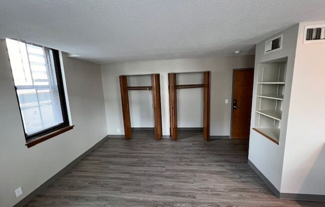 Studio, 1 bath, 500 sqft, $700, Unit 501