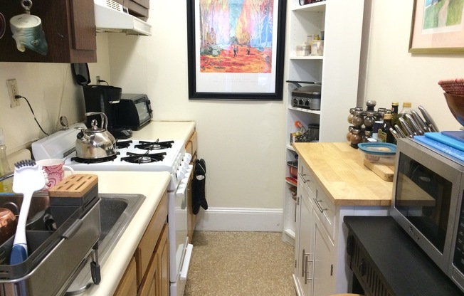 1 bed, 1 bath, 624 sqft, $2,400, Unit 03-008