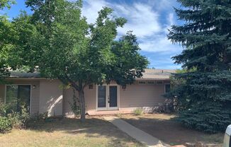 2 Bedroom Home in Boulder Available 9/1!