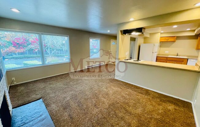 3 beds, 2 baths, 1,168 sqft, $1,895, Unit 1240