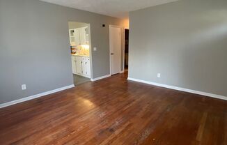 3 beds, 1.5 baths, $1,325, Unit 1711 Elaine Road