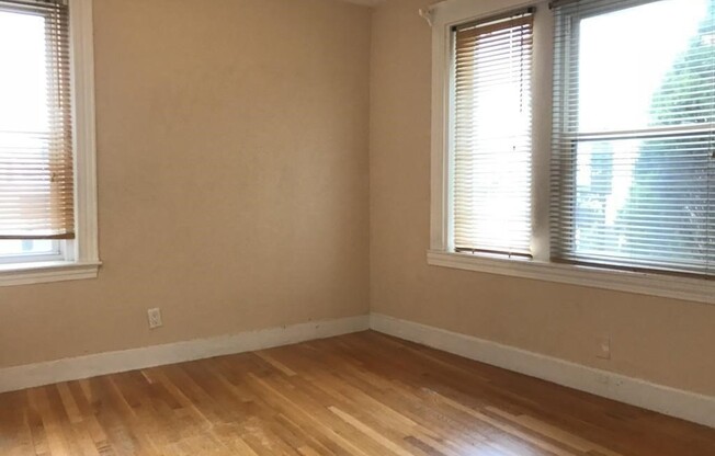 1 bed, 1 bath, 421 sqft, $2,200, Unit 1