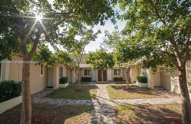 500 SW 9th ave