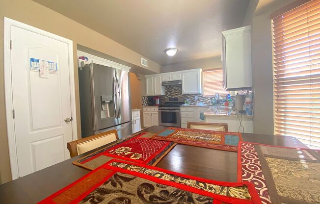 3 beds, 2.5 baths, $1,900