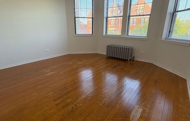 3 beds, 2 baths, 1,164 sqft, $1,475, Unit CA 127-3