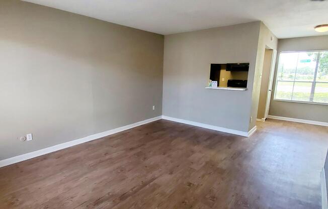 1 bed, 1 bath, 651 sqft, $869