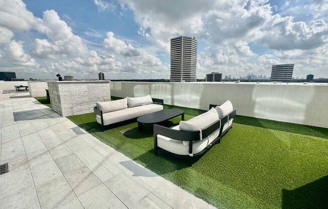 2 beds, 2 baths, 1,455 sqft, $4,000, Unit 1103