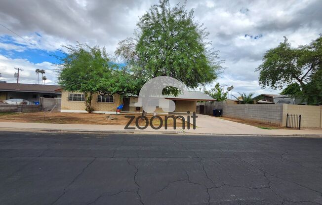 SPACIOUS 4-BEDROOM HOME IN MESA – $2,194 PER MONTH