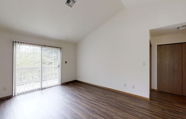 2 beds, 2 baths, $1,850, Unit 14226