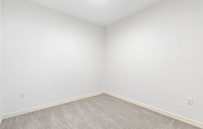 2 beds, 1 bath, 884 sqft, $1,945, Unit 110