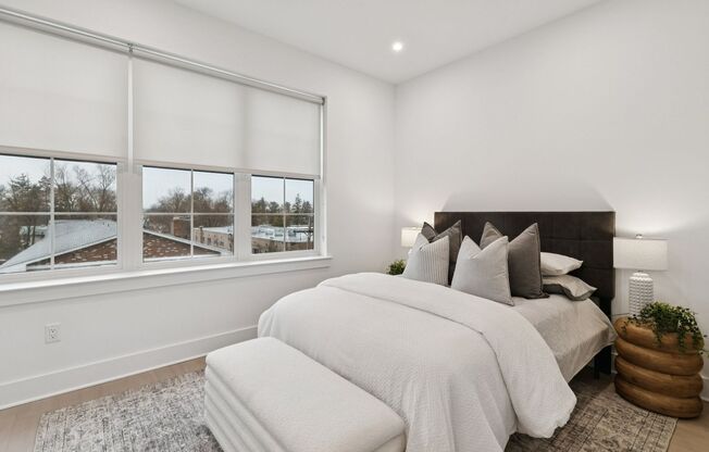1 bed, 1 bath, 680 sqft, $1,673, Unit 305