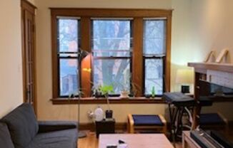 3614 N PAULINA